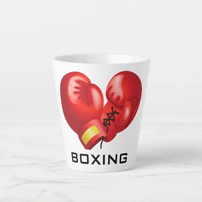 taza de café con diseño de guantes de boxeo
